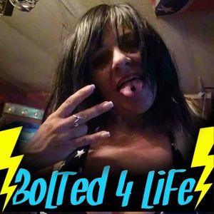 Meet your Posher, Featherqueen